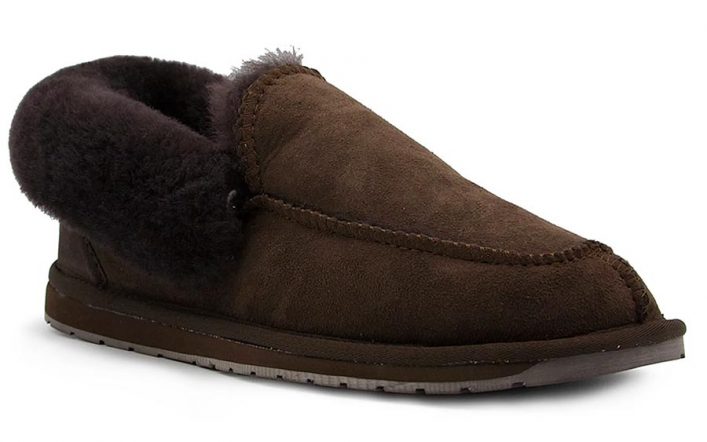 Which Slippers Finest Go well with You This Winter? A Complete Information