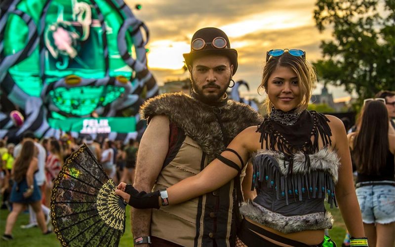 5 Causes to Purchase Rave Costumes On-line